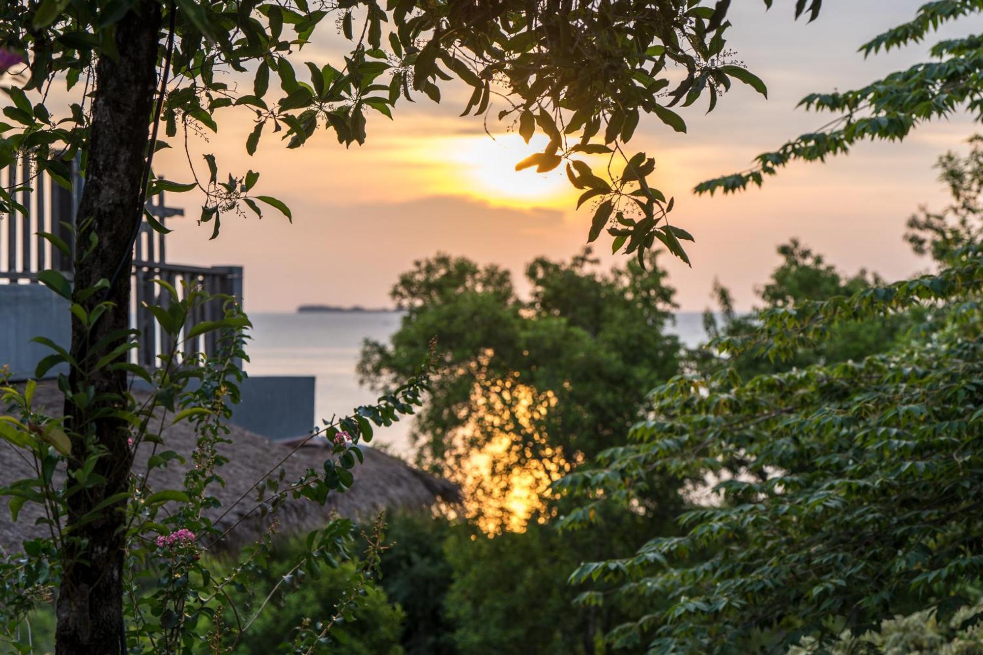 The Secret Karimunjawa Villa Exterior photo